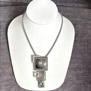 Elegant Silver Tone Geometric Pendant Necklace